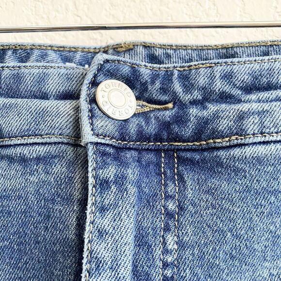 Torrid Jean Shorts Womens 20 Blue A Line High Rise Shortie Denim Medium Wash - Picture 3 of 8